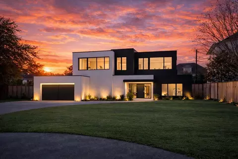 23 W Broad Oaks Dr, Houston, TX 77056
