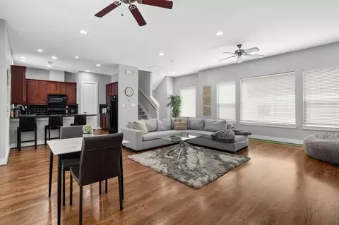 926 Lester St, Houston, TX 77007