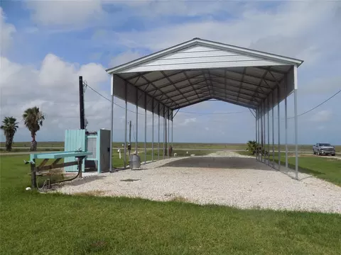 817 Fm 457 Dr, Sargent, TX 77414