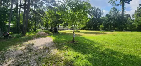17514 Grove Ln, New Caney, TX 77357