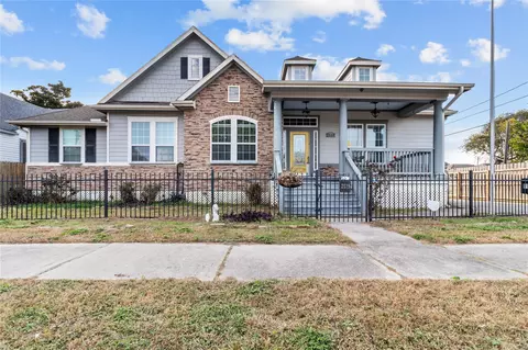 2519 46th St, Galveston, TX 77551