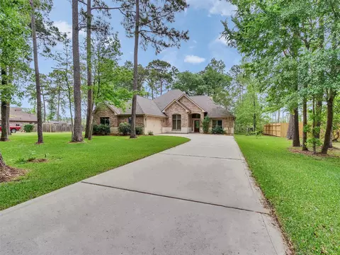 18005 Cindy Ln, Conroe, TX 77302