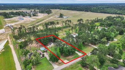 View/Area - 18005 Cindy Ln, Conroe, TX 77302 photo 2 of 5