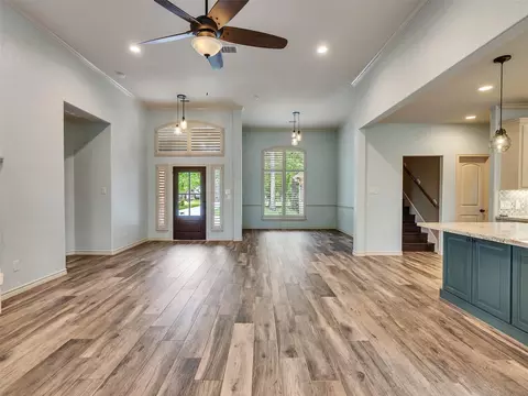 Living - 18005 Cindy Ln, Conroe, TX 77302 photo 6 of 8