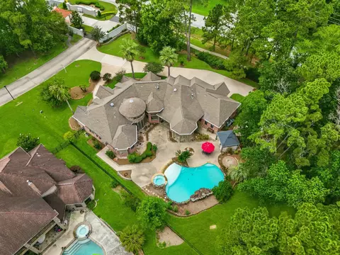 20814 Kings Crown Ct, Humble, TX 77346
