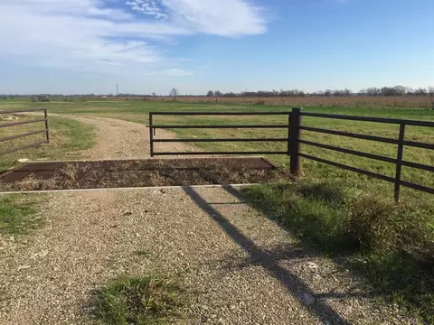 31555 Fm 159, Navasota, TX 77868