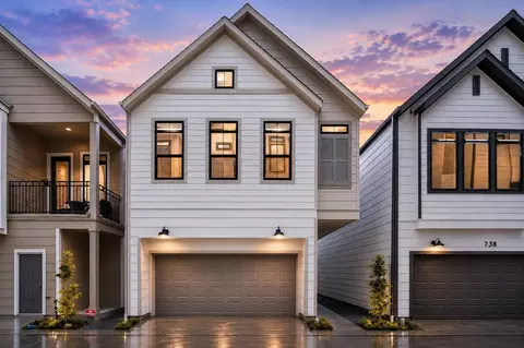 736 Curtin St, Houston, TX 77018