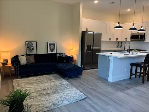 2906 Stevens St, Houston, TX 77026