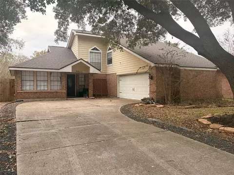 9823 Stableway Dr, Houston, TX 77065