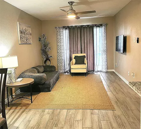 13151 Walden Rd #175, Montgomery, TX 77356