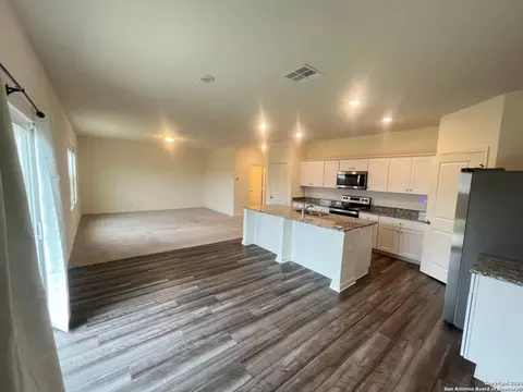 14332 Gila Xing, San Antonio, TX 78253