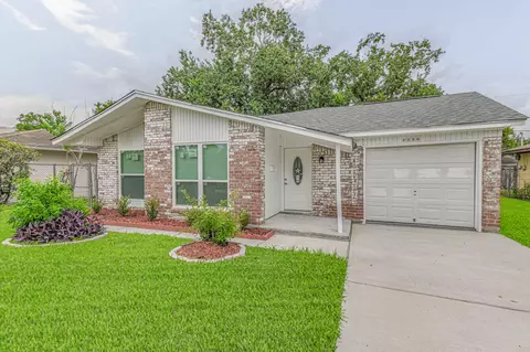 5003 Denoron Dr, Houston, TX 77048