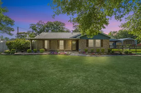 406 County Road 612, Dayton, TX 77535