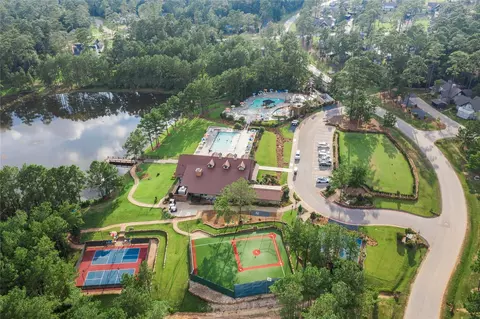 26414 Jacks Barn Rd, Montgomery, TX 77316