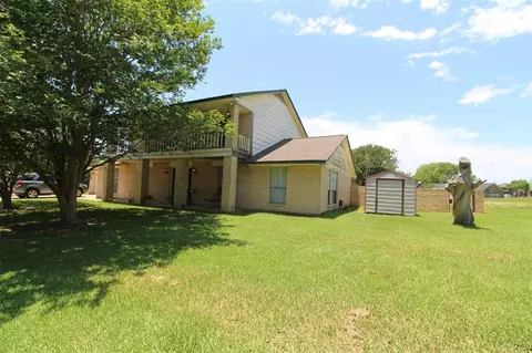 32226 Divot Dr, Waller, TX 77484