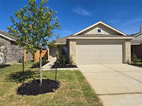 719 Umbrella Tree Dr, Magnolia, TX 77354