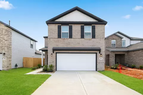 136 Rising Cedar Ln, Hockley, TX 77447