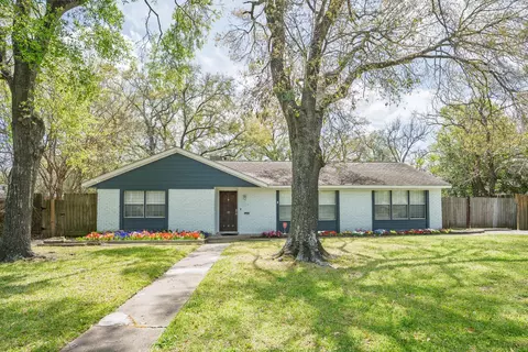 5507 W Bellfort Ave, Houston, TX 77035