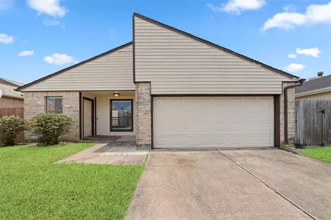 6611 Grandvale Dr, Houston, TX 77072