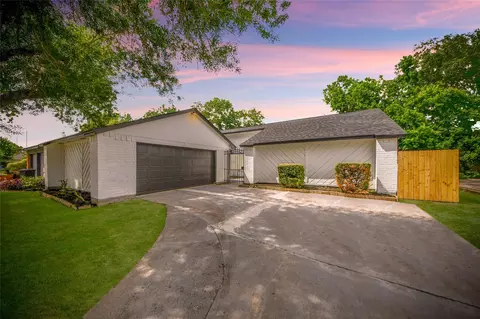 13122 Benford Dr, Houston, TX 77099