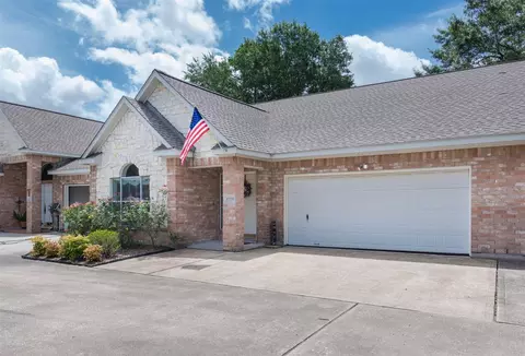 10735 Norchester Village Dr, Houston, TX 77070