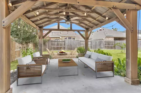 Exterior - 3307 Legends Mist Dr, Spring, TX 77386 photo 3 of 5