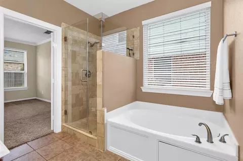 Bath - 3307 Legends Mist Dr, Spring, TX 77386 photo 1 of 3