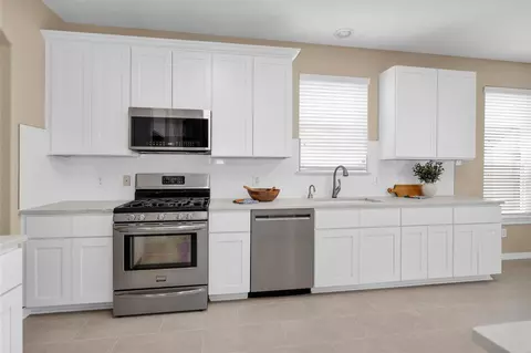 Kitchen - 3307 Legends Mist Dr, Spring, TX 77386 photo 5 of 5