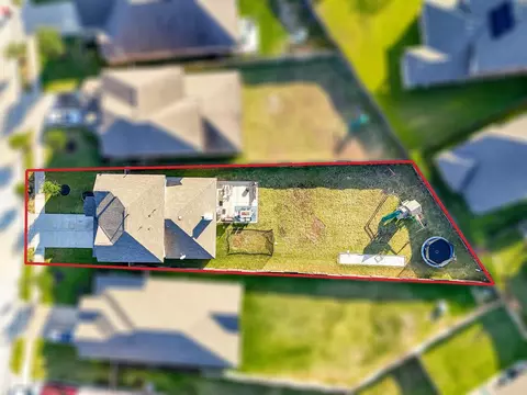 32642 Timber Point Dr, Brookshire, TX 77423