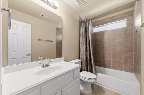 Bath - 30414 Deleon Fields Dr, Spring, TX 77386 photo 5 of 5