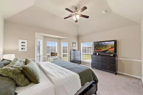 Bedroom - 30414 Deleon Fields Dr, Spring, TX 77386 photo 4 of 8