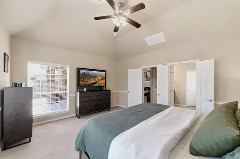 Bedroom - 30414 Deleon Fields Dr, Spring, TX 77386 photo 5 of 8