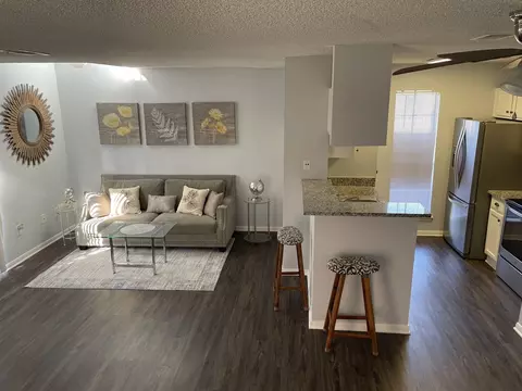 3770 Lovers Wood Ln #1010, Houston, TX 77014