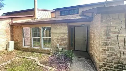 12254 Wild Pine Dr #B, Houston, TX 77039