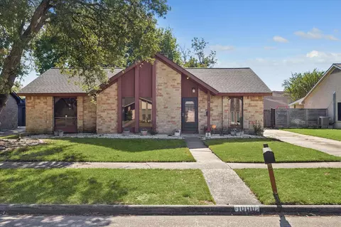 10110 Sagemill Dr, Houston, TX 77089