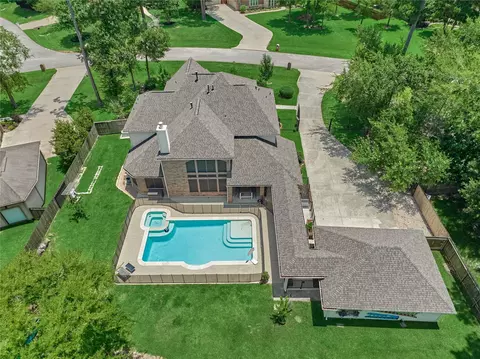 40519 Manor Dr, Magnolia, TX 77354