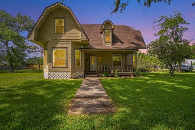 14306 4th St, Santa Fe, TX 77517