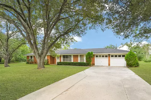 301 Hill St #305, Prairie View, TX 77445