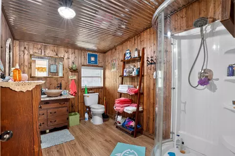 Bath - 63 Wood Hbr, Trinity, TX 75862 photo 1 of 2