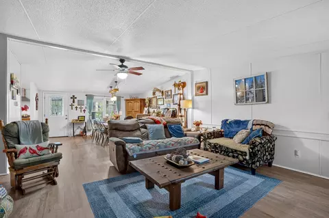 Living - 63 Wood Hbr, Trinity, TX 75862 photo 1 of 2