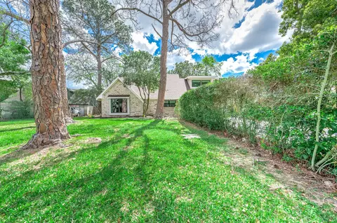 2506 Swan Ct, Houston, TX 77058