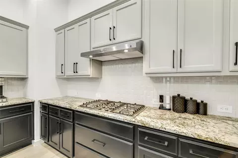 Kitchen - 247 Sky Top Dr, Montgomery, TX 77316 photo 4 of 5