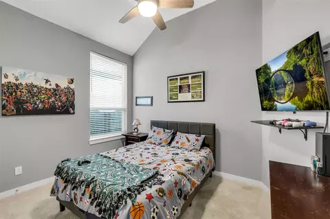 Bedroom - 247 Sky Top Dr, Montgomery, TX 77316 photo 3 of 4