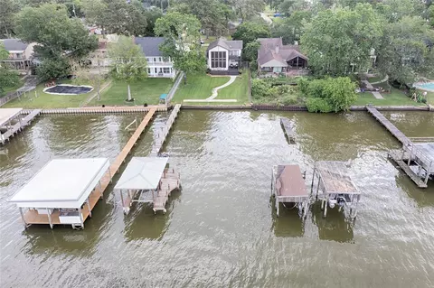 21103 Flaming Arrow Trl, Crosby, TX 77532