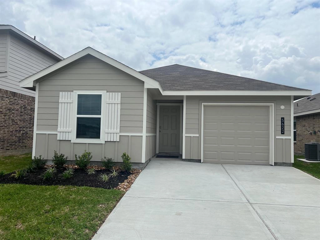 5622 Sycamore Glen Dr, Spring, TX 77373 photo 1