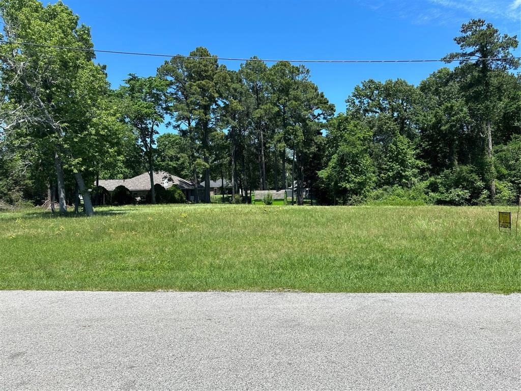611 Bridgeview Dr  