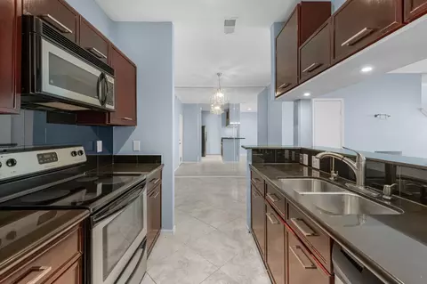 9800 Pagewood Ln #3103, Houston, TX 77042
