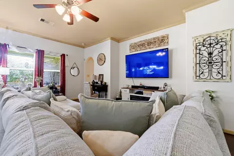 Living - 1122 Windsor Chase Ln, Spring, TX 77373 photo 1 of 2