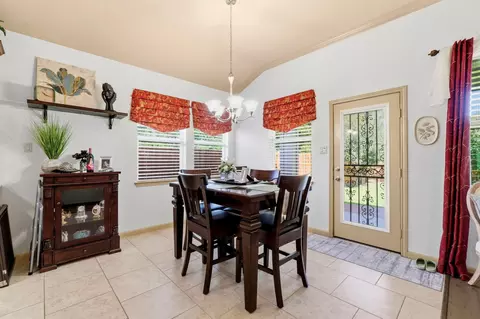 Dining - 1122 Windsor Chase Ln, Spring, TX 77373 photo 1 of 2