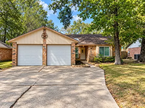 26415 Pine Canyon Dr, Spring, TX 77380